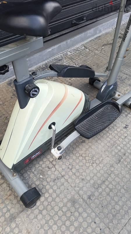 elliptical bike like new lifeGear 2