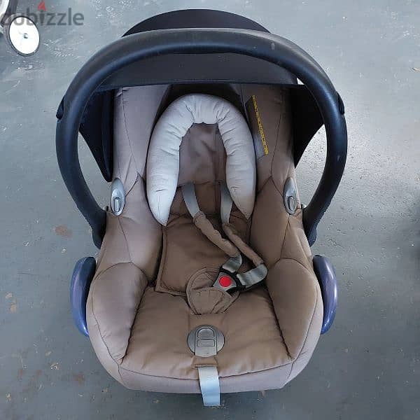 Full set stroller, basinet, car seat, and iso fix base 2