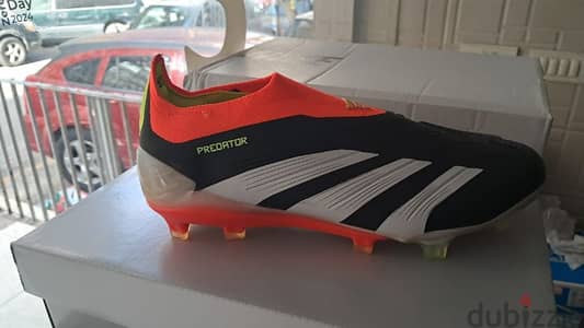 Football shoes original highest quality in market 40% discount