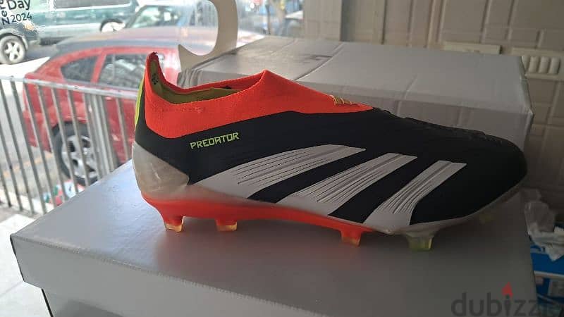 Football shoes original highest quality in market 40% discount 0