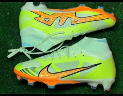 Football shoes original highest quality in market 40% discount