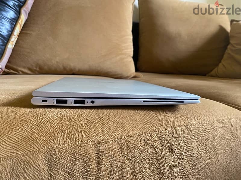 HP elitebook 840 G7 1