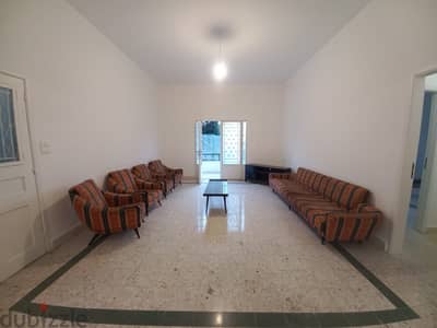 Apartment for rent in Nahr El Mot شقة للإيجار في نهر الموت