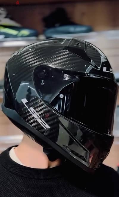 LS2 HELMET CARBON FIBER