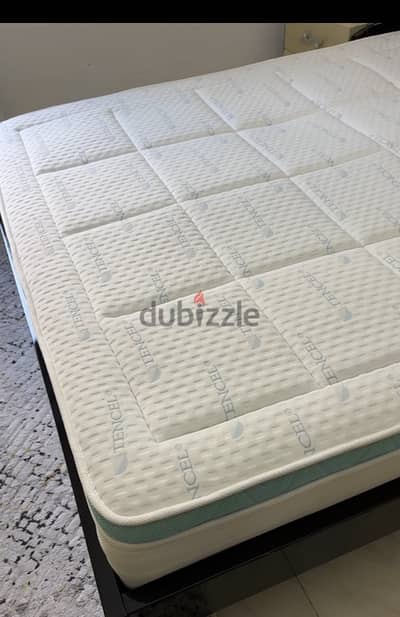 mattress like new