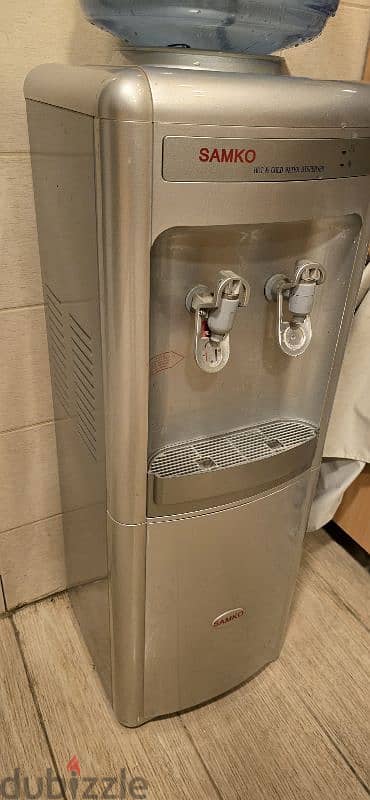 water cooler . . . . براد مياه ساكو