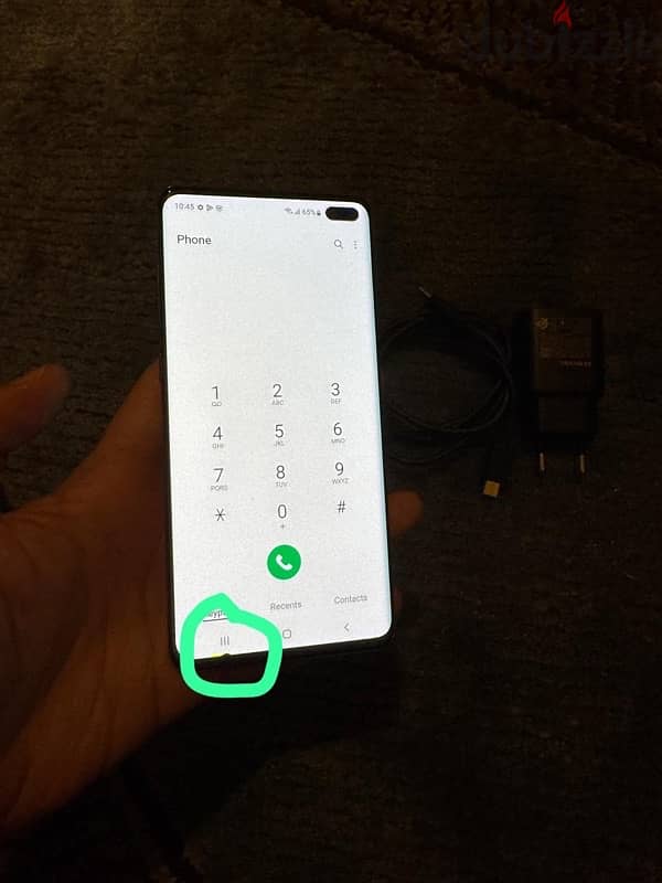 samsung s10 8gb ram. 512gb fi point bil screen never repaired 3