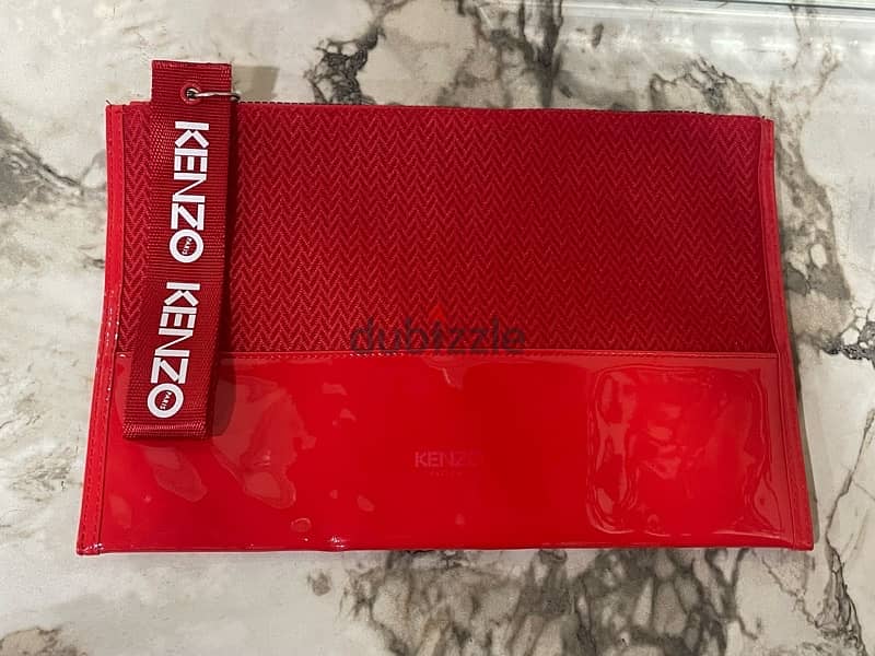 Kenzo wristlet 1