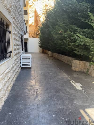 apartment for sale in jbeil شقة البيع في جبيل