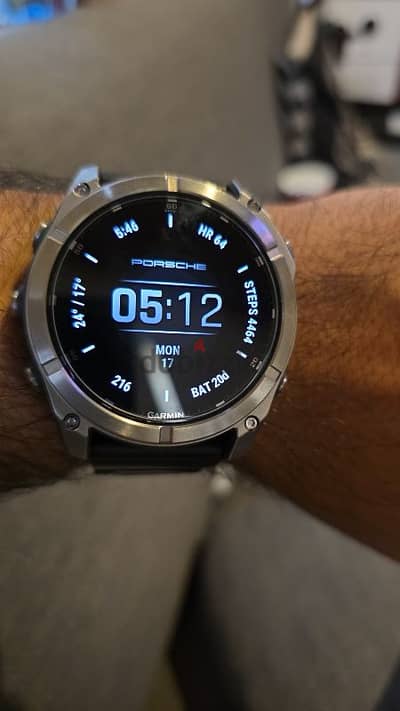 Fenix 8 AMOLED 51mm sapphire special edition with 2 straps and boc