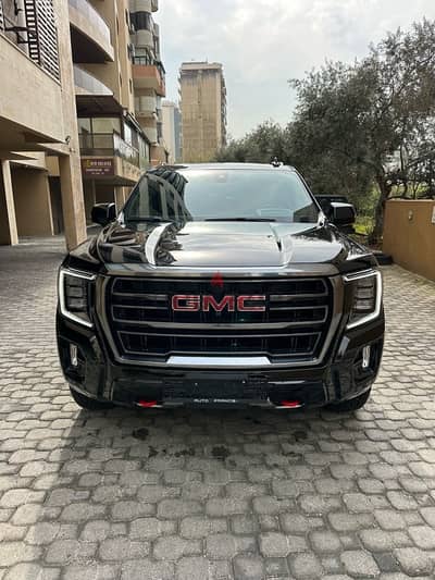 GMC Yukon AT4 6.2 L 2022 black on black