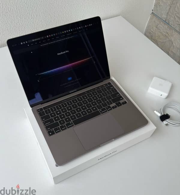 MacBook Pro ( 13-inch , M1 , TouchBar ) 1