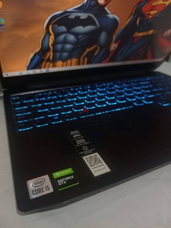 Gaming Lenovo Laptop with box 2