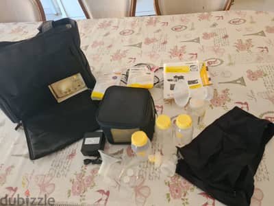 Medela double breastfeeding machine