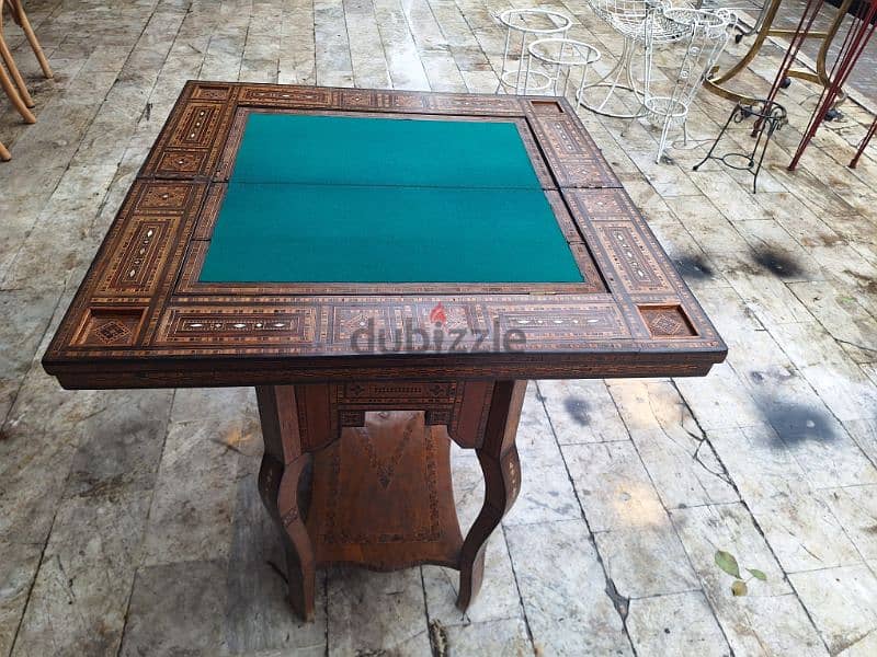 طاولة لعب ورق وشطرنج وزهر شرقي انتيك مرصع بالصدف من روائع table de jeu 2