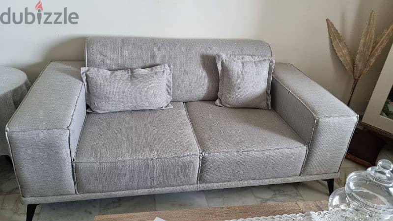 2 chairs 2 sofas 2