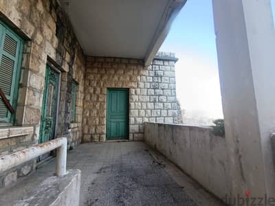 Land with Charming Old House for Sale in Beit Mery