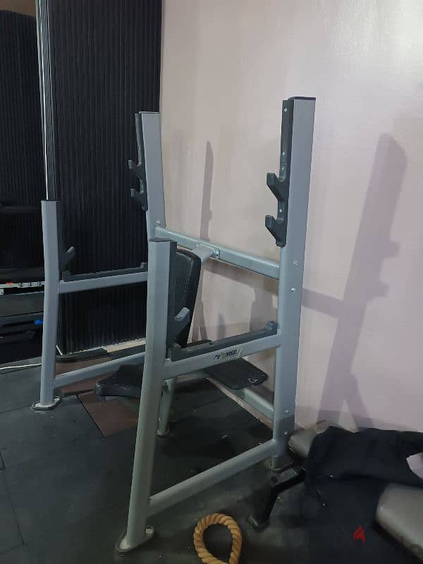 shoulders bench 0