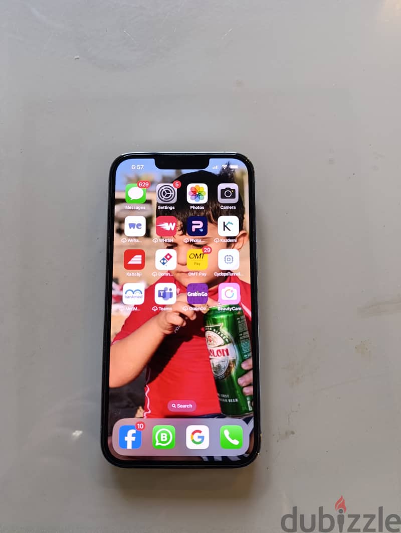 I phone 13 pro like new 1