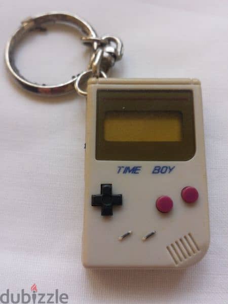 Vintage Gameboy keychain watch (+Nintendo card club) - Not Negotiable 2