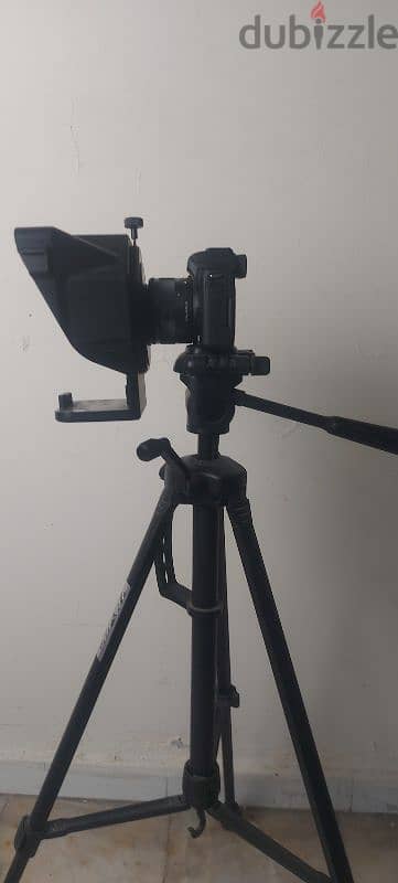 Canon m50 + teleprompter + tripod 3