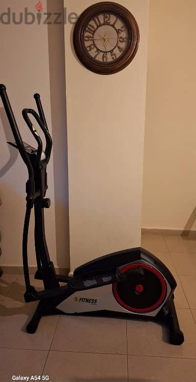 NEW FITNESS ELLIPTICAL B 200$