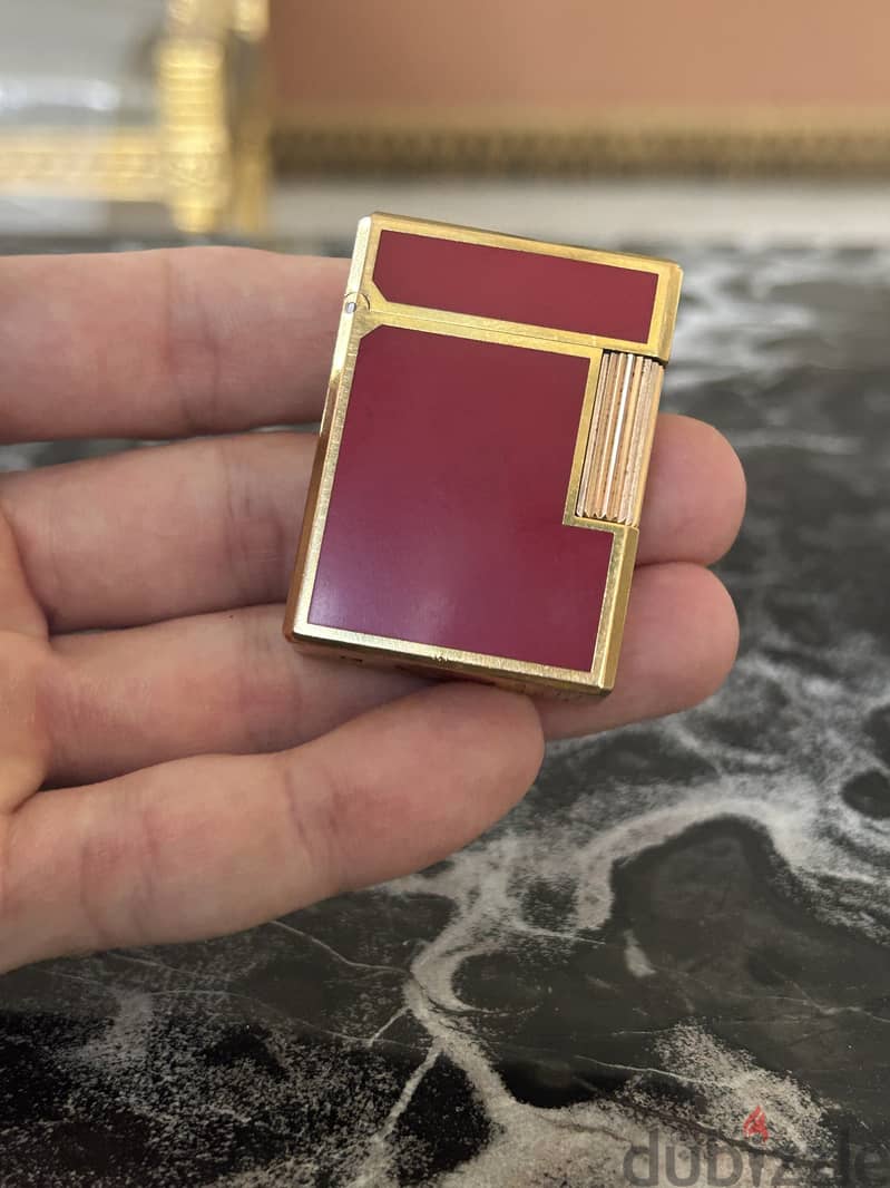 S. T. Dupont red lacquer and plated gold lighter collection 1