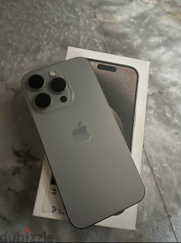 iphone 15 pro like new 89 percent battery health 256gb with box 0