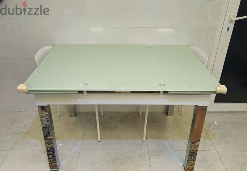 dinning table glass طاولة سفرة قزاز 0