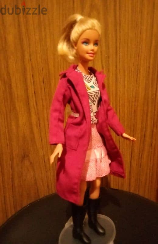 Barbie WINTER Mattel2011 great doll bend legs+Outfit+Boots+Coat+Hat=26 2