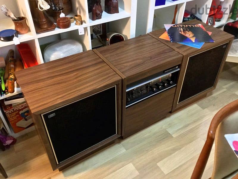 Vintage Toshiba Boston stereo Since 1970 / TURN TABLE / AUX / RADIO 9