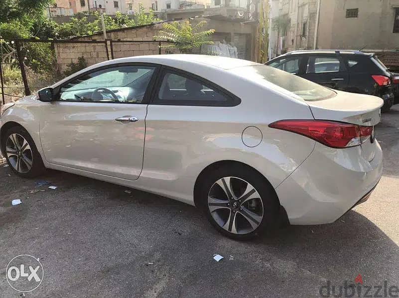 Hyundai Elantra 2014 / 8800 USD 0