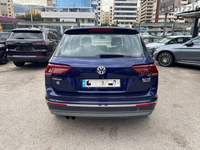 Volkswagen Tiguan 2017 Full Options Company Source all services done