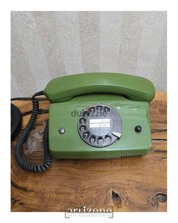 Vintage rotary green telephone  هاتف تليفون انتيك 2