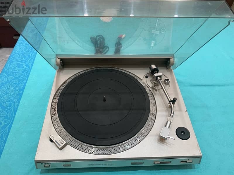 Sony Stereo Turntable Model: PS-333 0