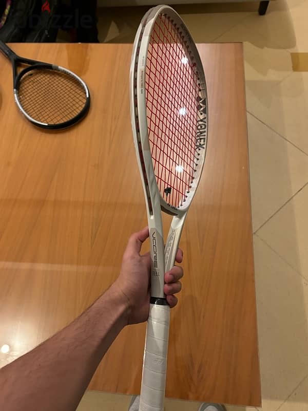 Yonex Vcore Sand beige 1