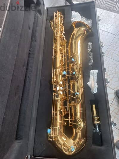 Baritone saxophone