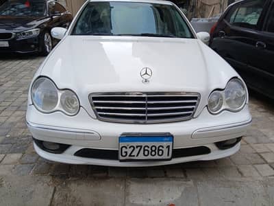 Mercedes-Benz C-Class 2005