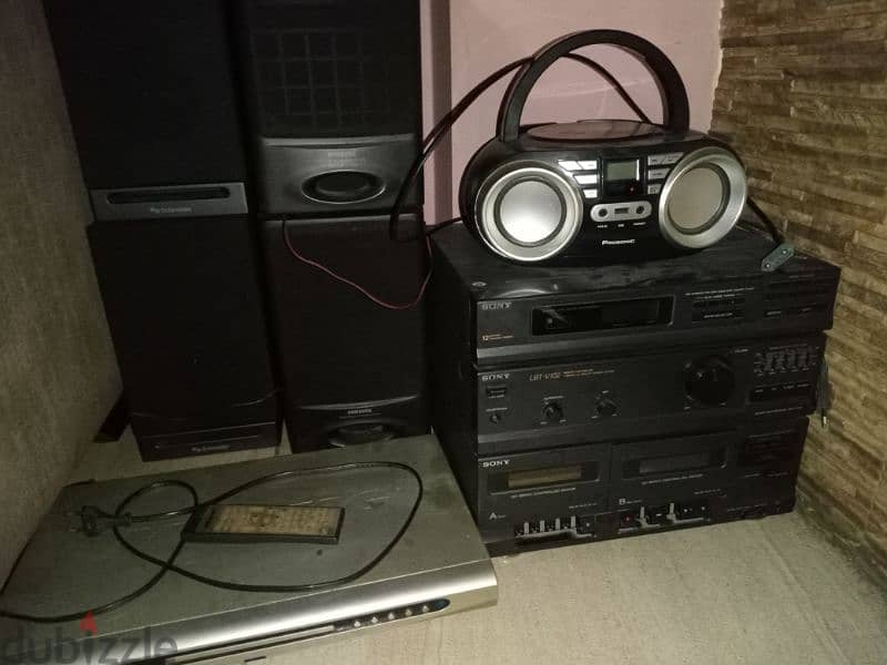 stereo deck + dvd player + 4 speakers + radio USB 0