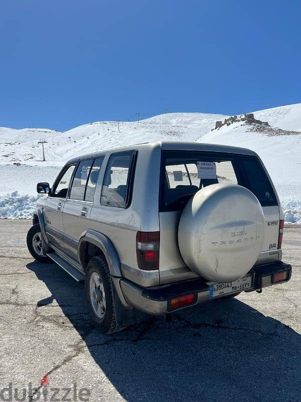 Isuzu Trooper 2000 fully loaded/very clean 0