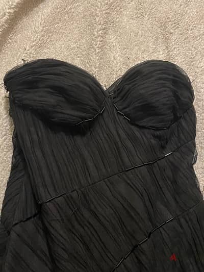 high end black strapless dress ( medium )