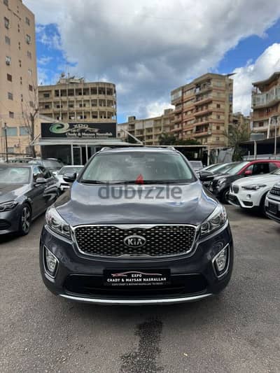 Kia Sorento from agency 7 seats 4x4 V4 free accident