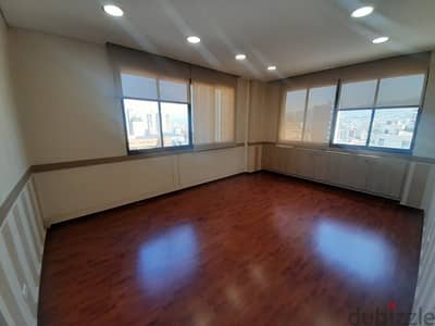 115 Sqm | Decorated office for rent in Horch Tabet