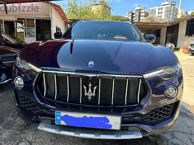 Maserati LevanteS Q4  2017 very clean 1 owner Like new