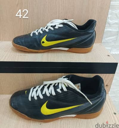 Nike shoes size 42