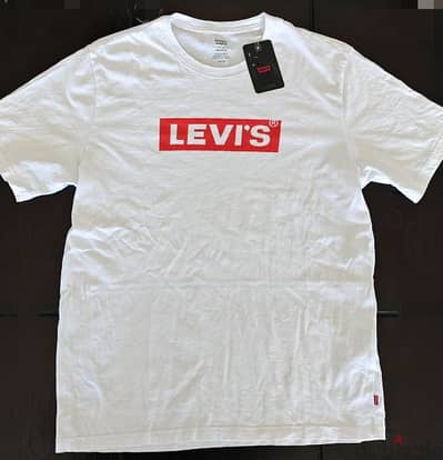 levis tshirt new original , size M