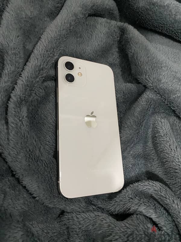 iPhone 12 64gb white 0