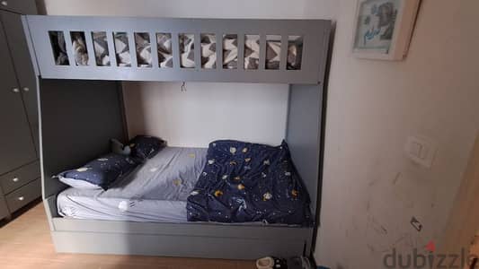 2 beds with drawer