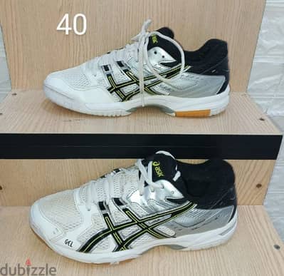 Asics shoes size 40