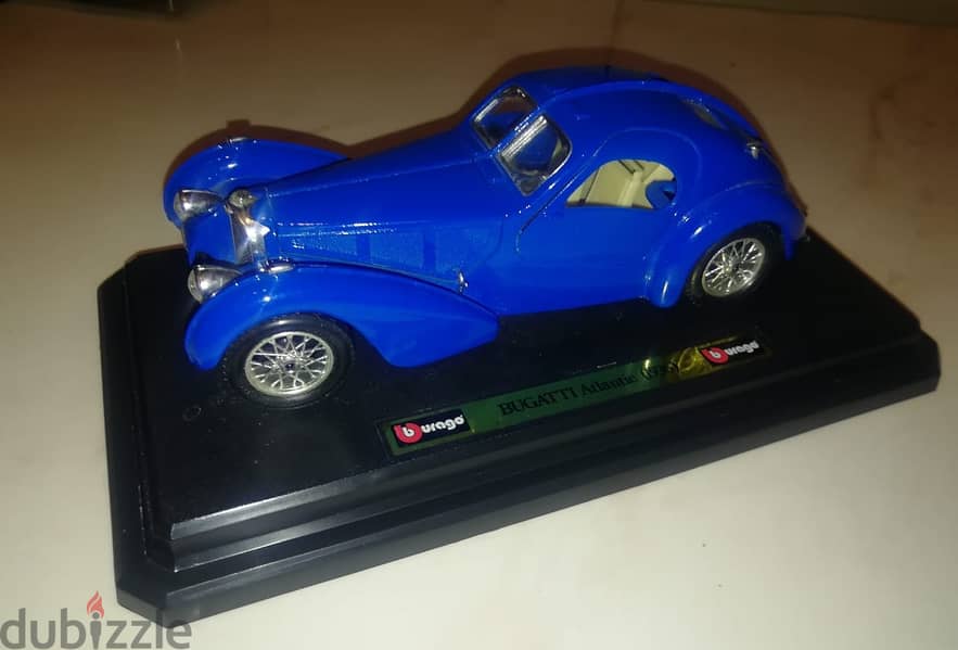 Burago Diecast 1:24 Bugatti Atlantic 1936 made in Italy 2